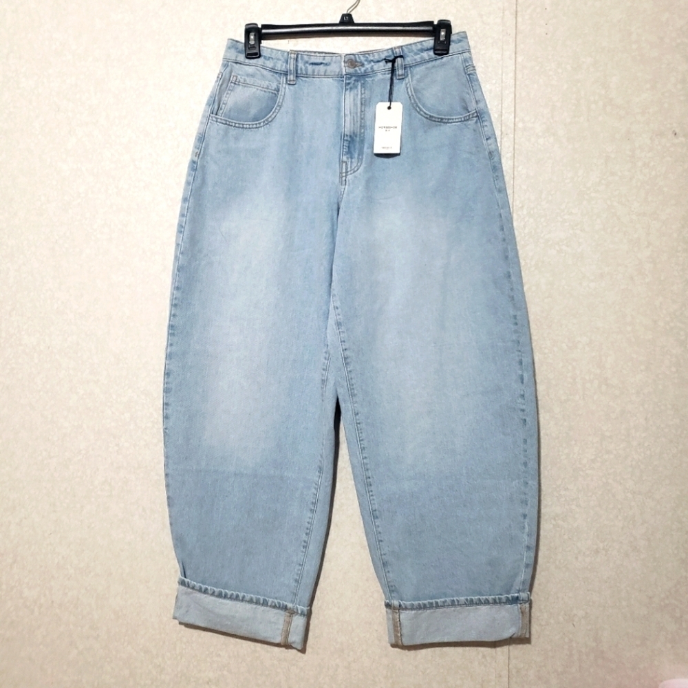 NEW....Light Blue Women's Jeans..SIZE:30